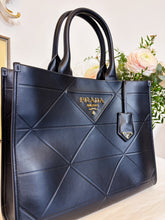 Load image into Gallery viewer, Borsa Prada Symbole