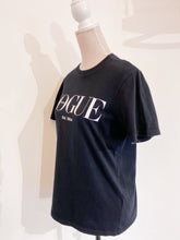 Carica l&#39;immagine nel visualizzatore di Gallery, Tshirt Vogue - Taglia M