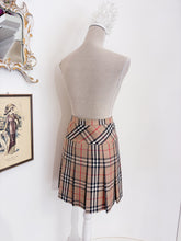 Carica l'immagine nel visualizzatore di Gallery, Kilt Burberry - Taglia XS