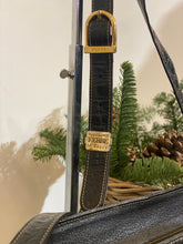 Load image into Gallery viewer, Tracolla coccodrillo vintage