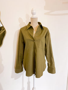 Camicia over oliva