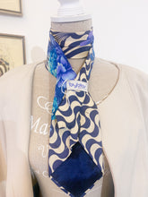 Load image into Gallery viewer, Vintage tie