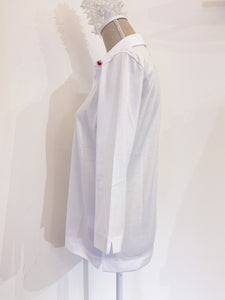 Giulia white - Knitted shirt - Heart button
