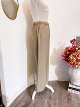 Carica l&#39;immagine nel visualizzatore di Gallery, Pantalone con elastico - Taglia 42