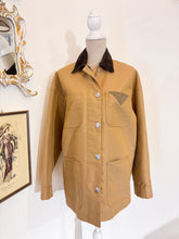 Load image into Gallery viewer, Giacca Prada in Re-Nylon canvas cammello, oversize - Taglia 38