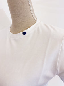 Flora Tshirt - Slim - Blue heart button