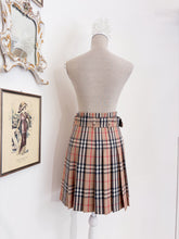 Carica l'immagine nel visualizzatore di Gallery, Kilt Burberry - Taglia XS