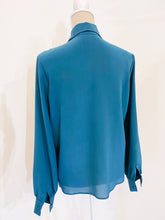 Carica l&#39;immagine nel visualizzatore di Gallery, Camicia seta - Taglia 42