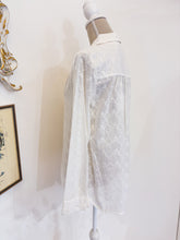 Carica l'immagine nel visualizzatore di Gallery, Camicia over sangallo