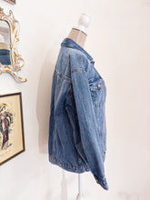 Carica l'immagine nel visualizzatore di Gallery, Giacca denim DKNY - Taglia S over