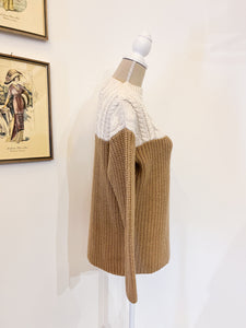 Cable sweater - Size M