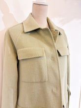 Load image into Gallery viewer, Cappotto verde salvia - Taglia S