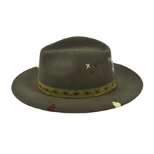 Load image into Gallery viewer, IN MY WORLD- Verde