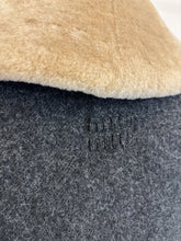 Carica l'immagine nel visualizzatore di Gallery, Blouson shetland miu miu - Taglia 38 over