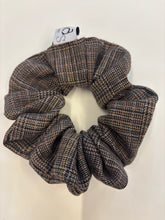 Load image into Gallery viewer, Tartan hair tie