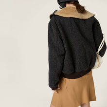 Carica l'immagine nel visualizzatore di Gallery, Blouson shetland miu miu - Taglia 38 over
