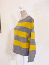 Load image into Gallery viewer, Cashmere sweater - Size 44