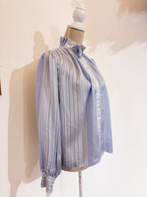 Carica l'immagine nel visualizzatore di Gallery, Camicia romantica - Taglia 38/40