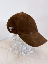 Carica l&#39;immagine nel visualizzatore di Gallery, Cappellino camoscio
