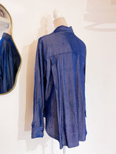 Carica l&#39;immagine nel visualizzatore di Gallery, Camicia over denim