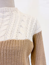 Carica l&#39;immagine nel visualizzatore di Gallery, Maglione trecce - Taglia M