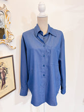 Carica l'immagine nel visualizzatore di Gallery, Camicia over denim