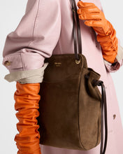 Carica l'immagine nel visualizzatore di Gallery, Borsa Prada Carry medium