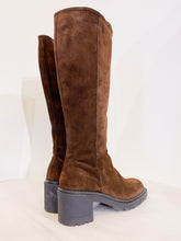 Load image into Gallery viewer, Handcrafted boot - N.38