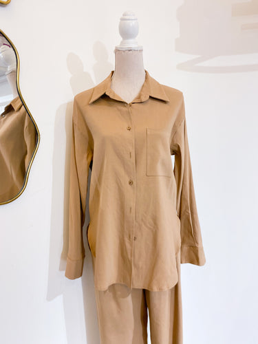 Camicia over biscotto
