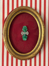 Carica l'immagine nel visualizzatore di Gallery, Spilla vintage deco
