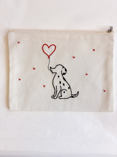 Pochette ricamata a mano