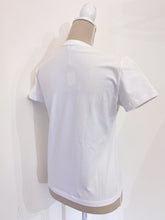 Load image into Gallery viewer, Flora Tshirt - Slim - Red heart button.