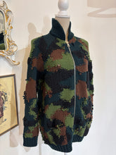 Carica l'immagine nel visualizzatore di Gallery, Cardigan miu miu camouflage- Taglia M