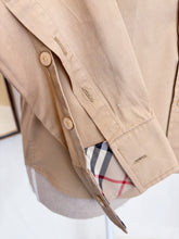 Carica l'immagine nel visualizzatore di Gallery, Camicia Burberry - Taglia XS