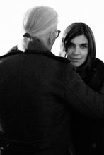 Carica l'immagine nel visualizzatore di Gallery, Felpa Karl Lagerfeld e Carine Roitfeld - Taglia M