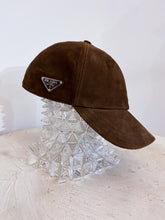 Carica l&#39;immagine nel visualizzatore di Gallery, Cappellino camoscio