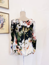 Load image into Gallery viewer, Flower blouse - Size 44
