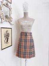 Carica l'immagine nel visualizzatore di Gallery, Kilt Burberry - Taglia XS
