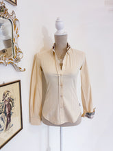 Carica l'immagine nel visualizzatore di Gallery, Camicia Burberry - Taglia XS
