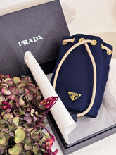 Carica l'immagine nel visualizzatore di Gallery, Mini Pouch Prada