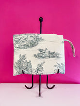 Load image into Gallery viewer, Toile de Jouy clutch bag green