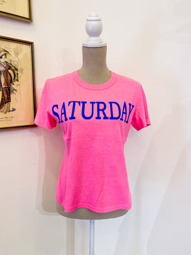 Saturday T-shirt - Size M