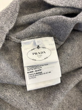 Carica l'immagine nel visualizzatore di Gallery, Maglione cachemire Prada- Taglia 42