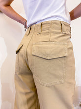 Load image into Gallery viewer, Sand jeans - Size 27