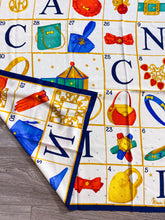 Carica l&#39;immagine nel visualizzatore di Gallery, Foulard vintage  90•90 cm