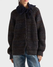 Carica l&#39;immagine nel visualizzatore di Gallery, Cardigan over lana mouliné