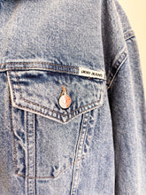 Carica l'immagine nel visualizzatore di Gallery, Giacca denim DKNY - Taglia S over