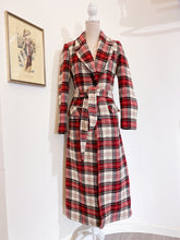 Load image into Gallery viewer, Cappotto scozzese - Taglia 42