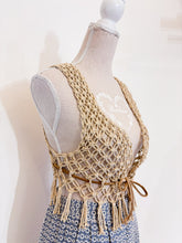 Load image into Gallery viewer, Gilet macramè crop