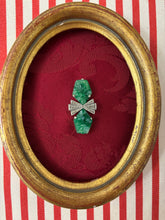 Carica l'immagine nel visualizzatore di Gallery, Spilla vintage deco